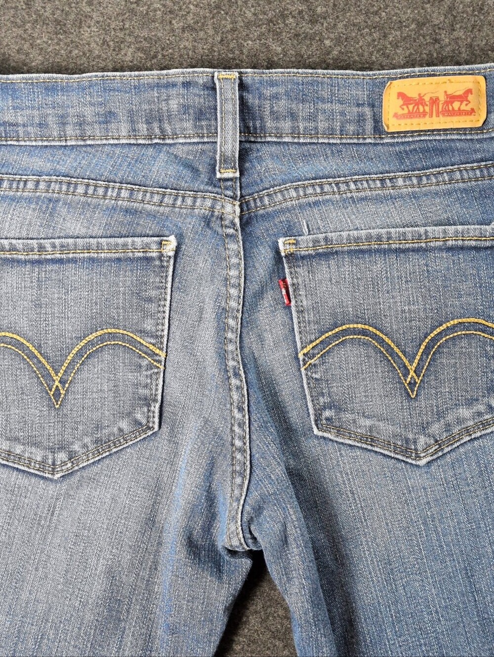 Levi's 527 Low Rise Bootcut Jeans - Picture 9 of 10